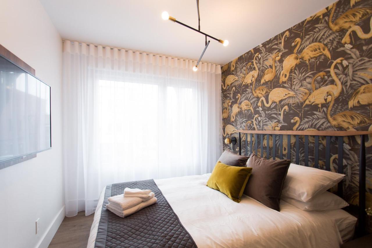 Fun & Funky Little Italy Studio With Full Kitchen By Den Stays Montréal Extérieur photo